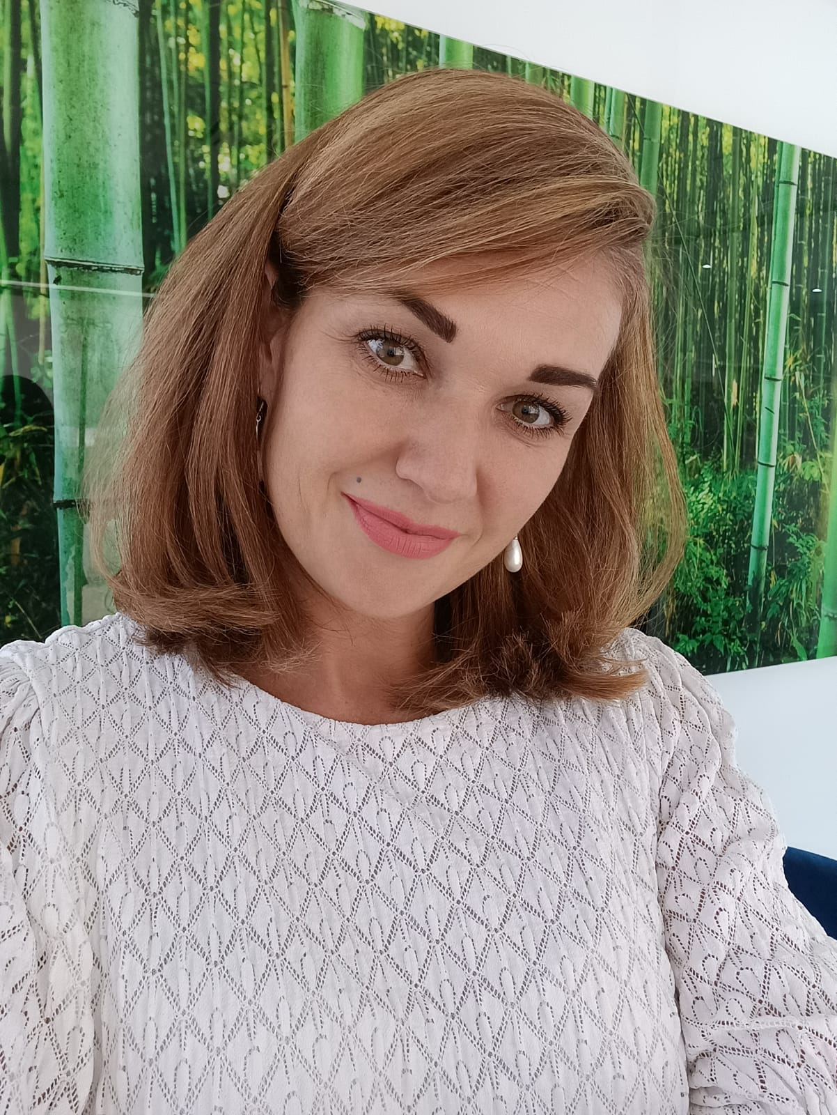 Dr. Yulia Medvedeva